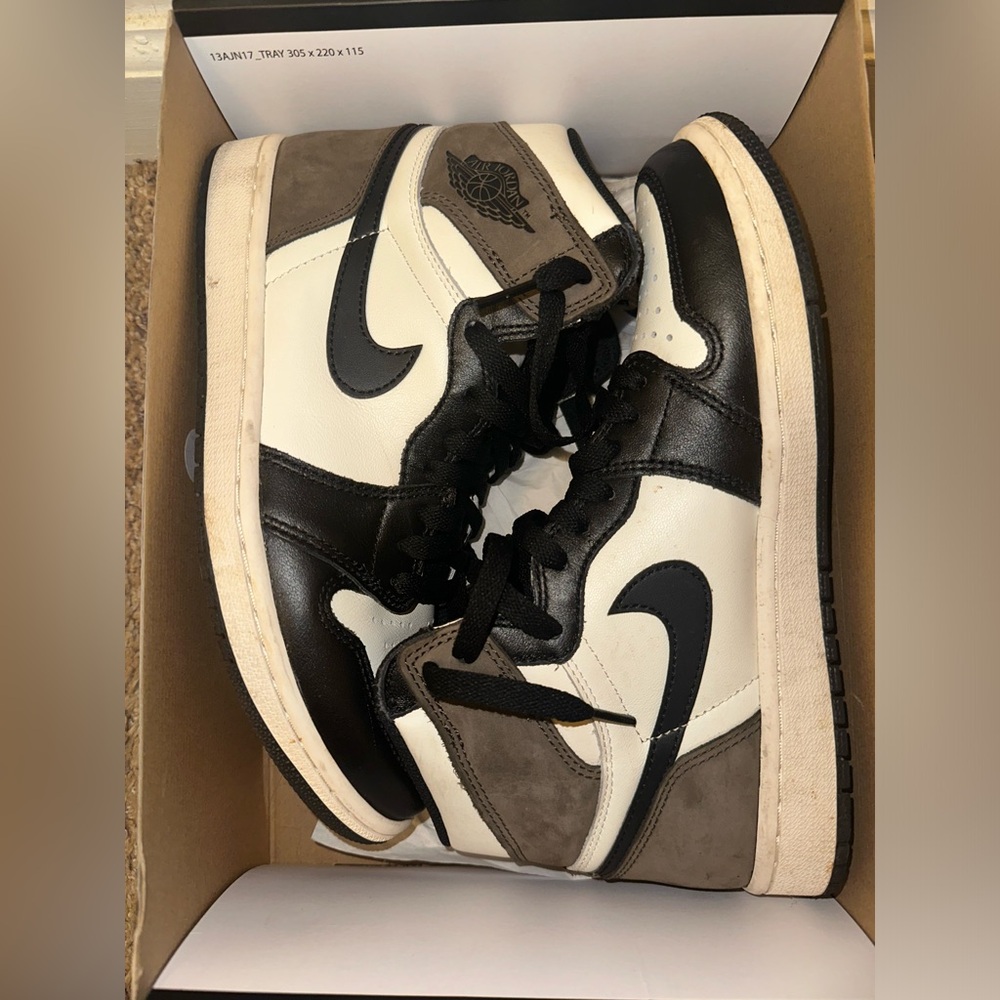 COPY - Jordan 1 Retro High Dark Mocha
